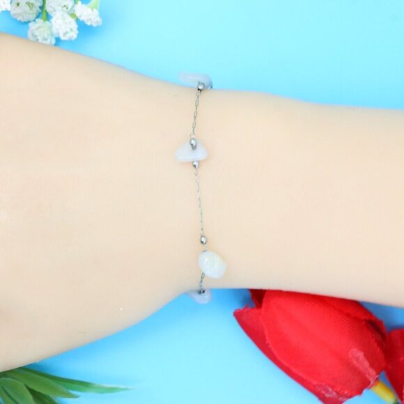 Chic & Stylish Bracelet – A Thoughtful Gift for Women and Girls, DYC1881 - Picture 1 of 8